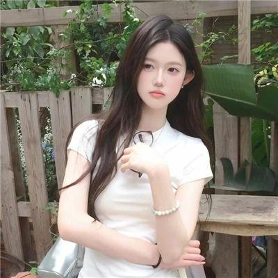 少女上了瘾封面